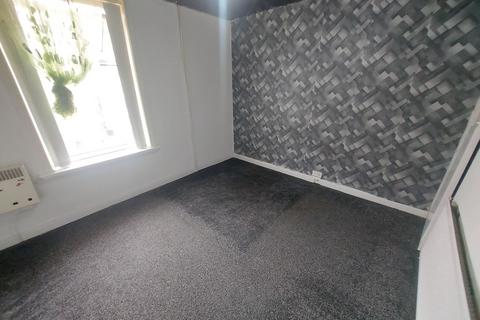 4 bedroom terraced house to rent, Bridgwater Road, Bradford, BD9