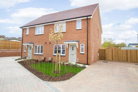 3 bedroom semi-detached house for sale, Vulcan Close,, Whitstable, Kent, CT5
