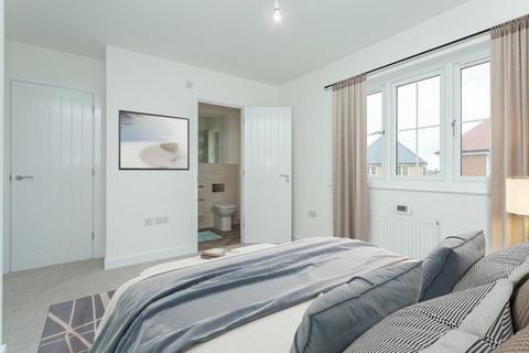 3 bedroom semi-detached house for sale, Vulcan Close,, Whitstable, Kent, CT5