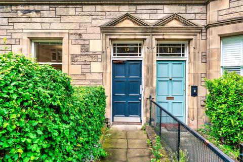 3 bedroom apartment to rent, Spottiswoode Street, Midlothian EH9