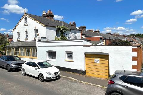 4 bedroom end of terrace house for sale, Hamlin Lane, Exeter EX1