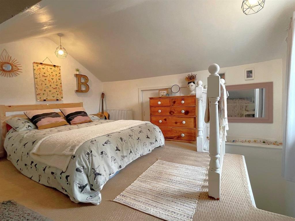 Bedroom 3 (attic)