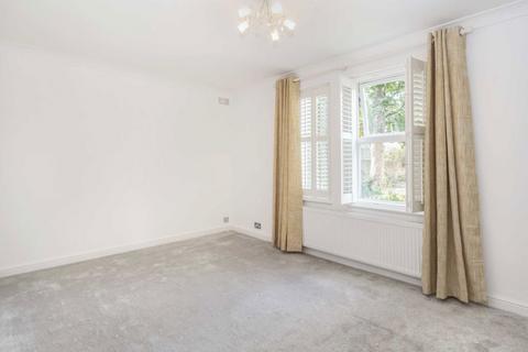 undefined, Twickenham Road, Teddington TW11