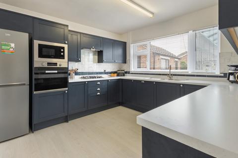 41 Beaufort Crescent, Cleethorpes, DN35 0RR