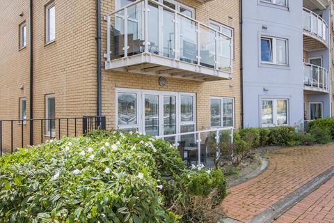 2 bedroom ground floor flat for sale, Ty Gwendollen, Marconi Avenue, Penarth