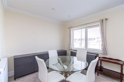 2 bedroom ground floor flat for sale, Ty Gwendollen, Marconi Avenue, Penarth