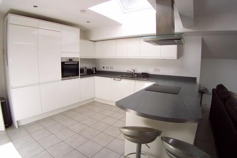 undefined, 6 Victoria Gardens , Leeds