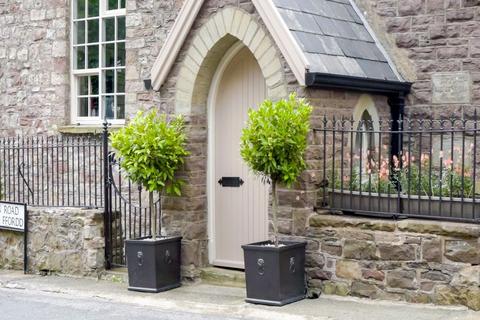 undefined, Clydach, Abergavenny, NP7