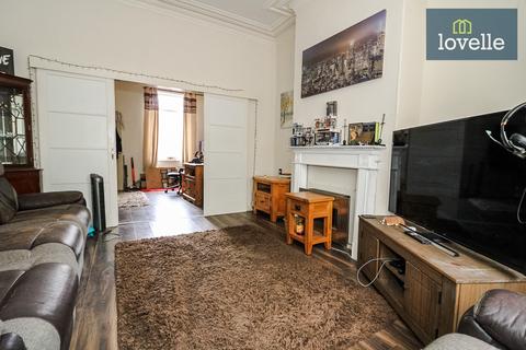 2 bedroom terraced house for sale, Hainton Avenue, Grimsby DN32