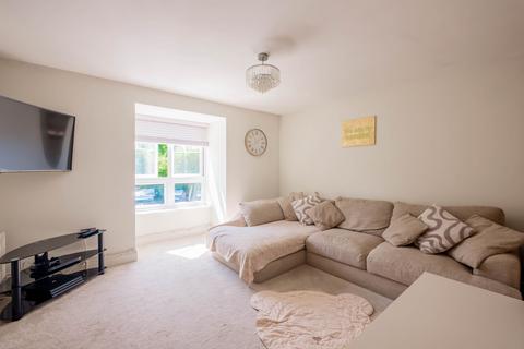 3 bedroom flat for sale, The Approach, Rayleigh SS6