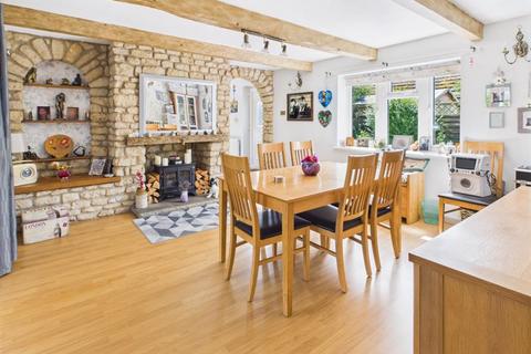 4 bedroom detached house for sale, Tenby Lodge, Langrick Road, New York