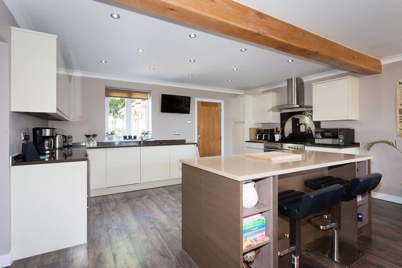 Dining kitchen