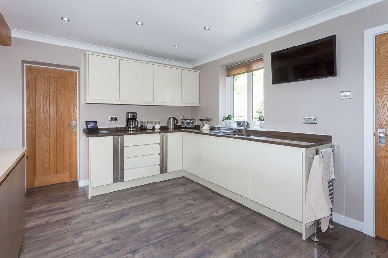 Dining kitchen