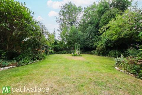 12 Brookside, Hoddesdon, EN11 8QW
