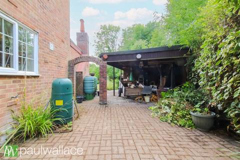 12 Brookside, Hoddesdon, EN11 8QW
