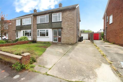 3 bedroom semi-detached house to rent, Conway Crescent, Bedfordshire MK41