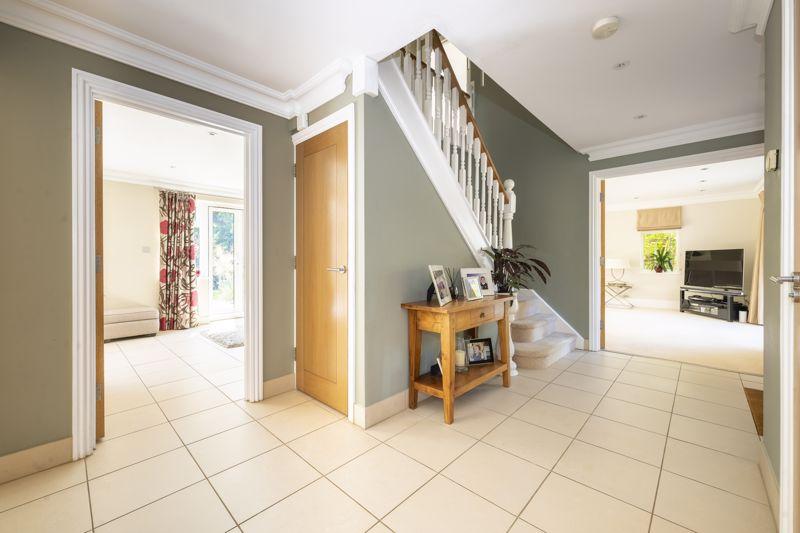 Hallway (2) - Photo