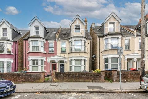 2 bedroom flat for sale, South Norwood SE25