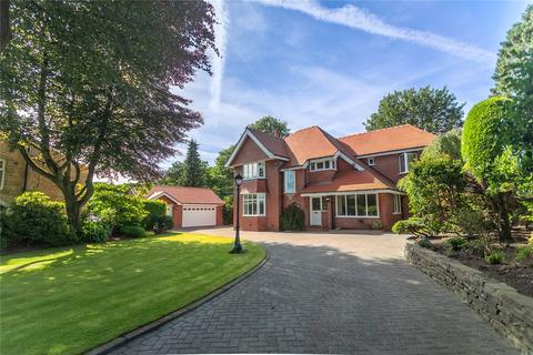 4 bedroom detached house for sale, Bury Road, Rochdale OL11