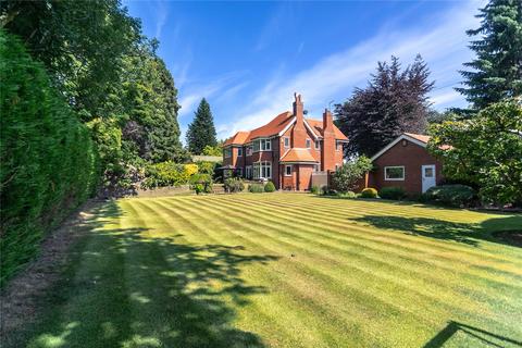4 bedroom detached house for sale, Bury Road, Rochdale OL11