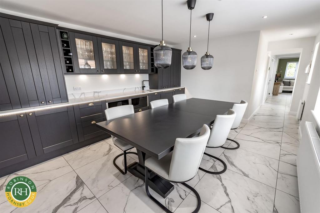 Entertaining room