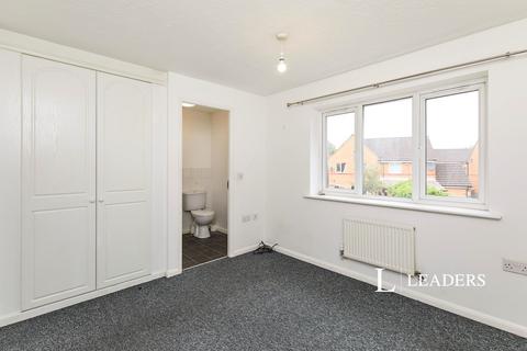 3 bedroom end of terrace house to rent, Mandarin Way, Alvaston