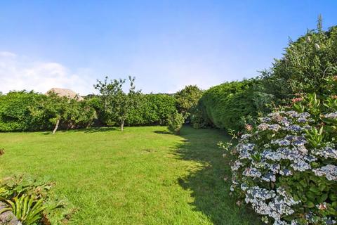 undefined, Troon, Camborne - Generous size gardens