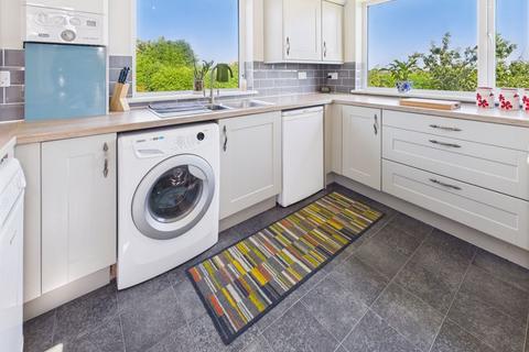 undefined, Troon, Camborne - Generous size gardens
