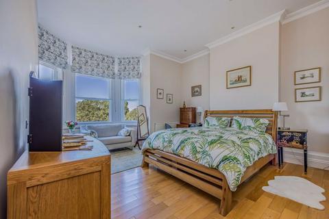 2 bedroom flat for sale, Clarence Parade, Southsea