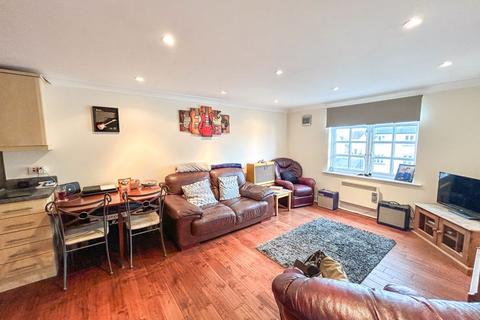 2 bedroom apartment for sale, Sherring Road, Shepton Mallet