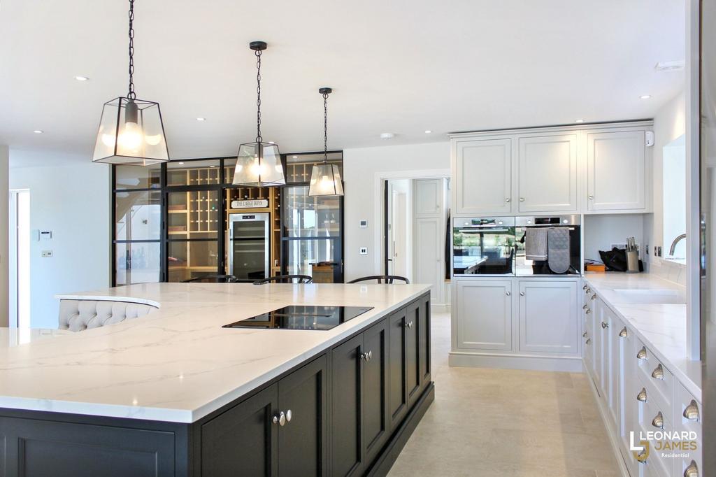 Kitchen / Lounge / Diner