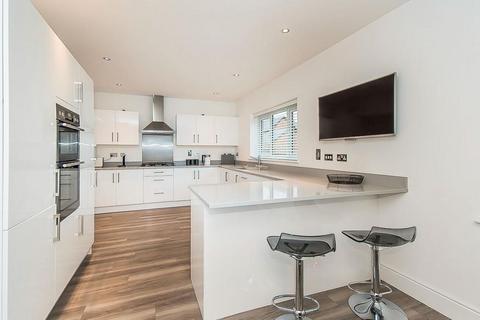6 bedroom detached house for sale, Leon Drive, Peterborough PE2