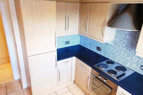 2 bedroom apartment to rent, Bury BL9