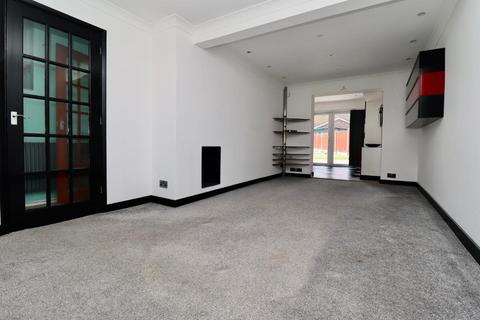 2 bedroom end of terrace house for sale, Newman Road, Aylesham, Canterbury, Kent, CT3 3BY
