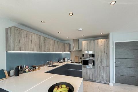 undefined, South Croydon CR2