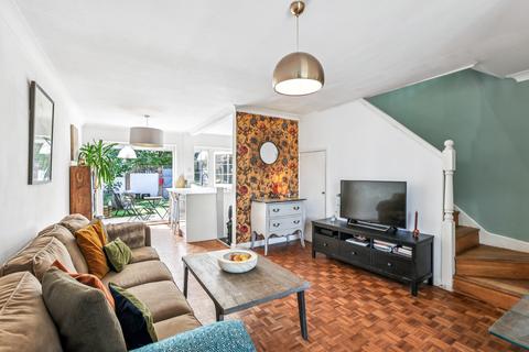 1 Yeomans Mews, Isleworth, TW7 7LZ
