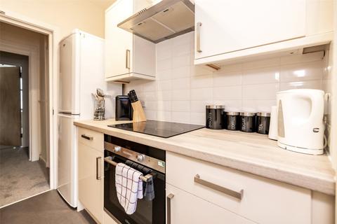 2 bedroom flat to rent, Victoria Road, Aberdeen, AB11