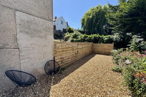 1 bedroom flat for sale, 332 Abergele Road, Old Colwyn, Colwyn Bay, Conwy LL29 9LP