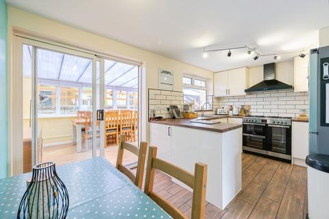 3 bedroom end of terrace house for sale, Cheviot Way, Ashford, TN24 8