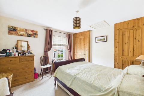 9 Crown Lane, Theale, Reading, RG7 5BG
