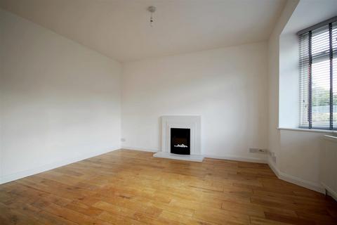 4 bedroom semi-detached house to rent, Mackie Avenue, Patcham, Brighton
