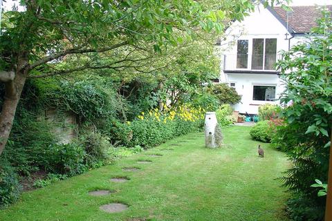 2 bedroom house for sale, High Street, Elstree, Borehamwood