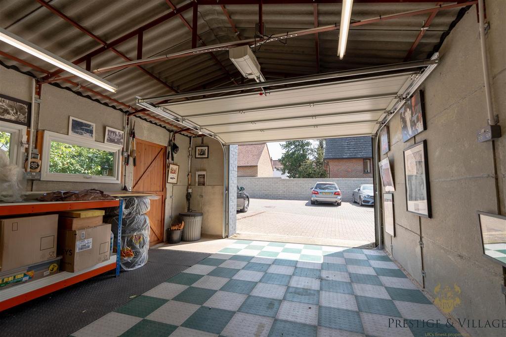 Garage