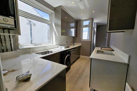 3 bedroom semi-detached house to rent, Newly Refurbished Three Bedroom House To  Let Lynton Avenue NW9