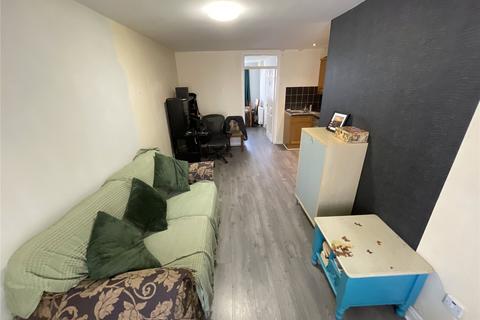 144 Bruford Road, Wolverhampton, WV3 0AZ