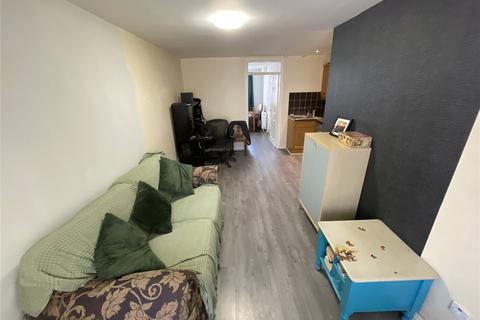 144 Bruford Road, Wolverhampton, WV3 0AZ