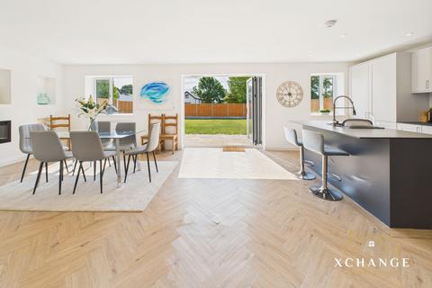 5 bedroom detached house for sale, The Long Shoot, Nuneaton CV11