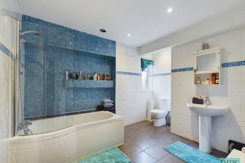 undefined, Room 2, Kingsway North, York
