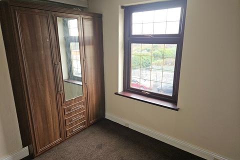 3 bedroom terraced house to rent, Derby Road, Bradford