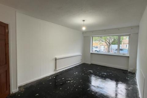 2 bedroom bungalow to rent, Ashbourne Way, Bradford